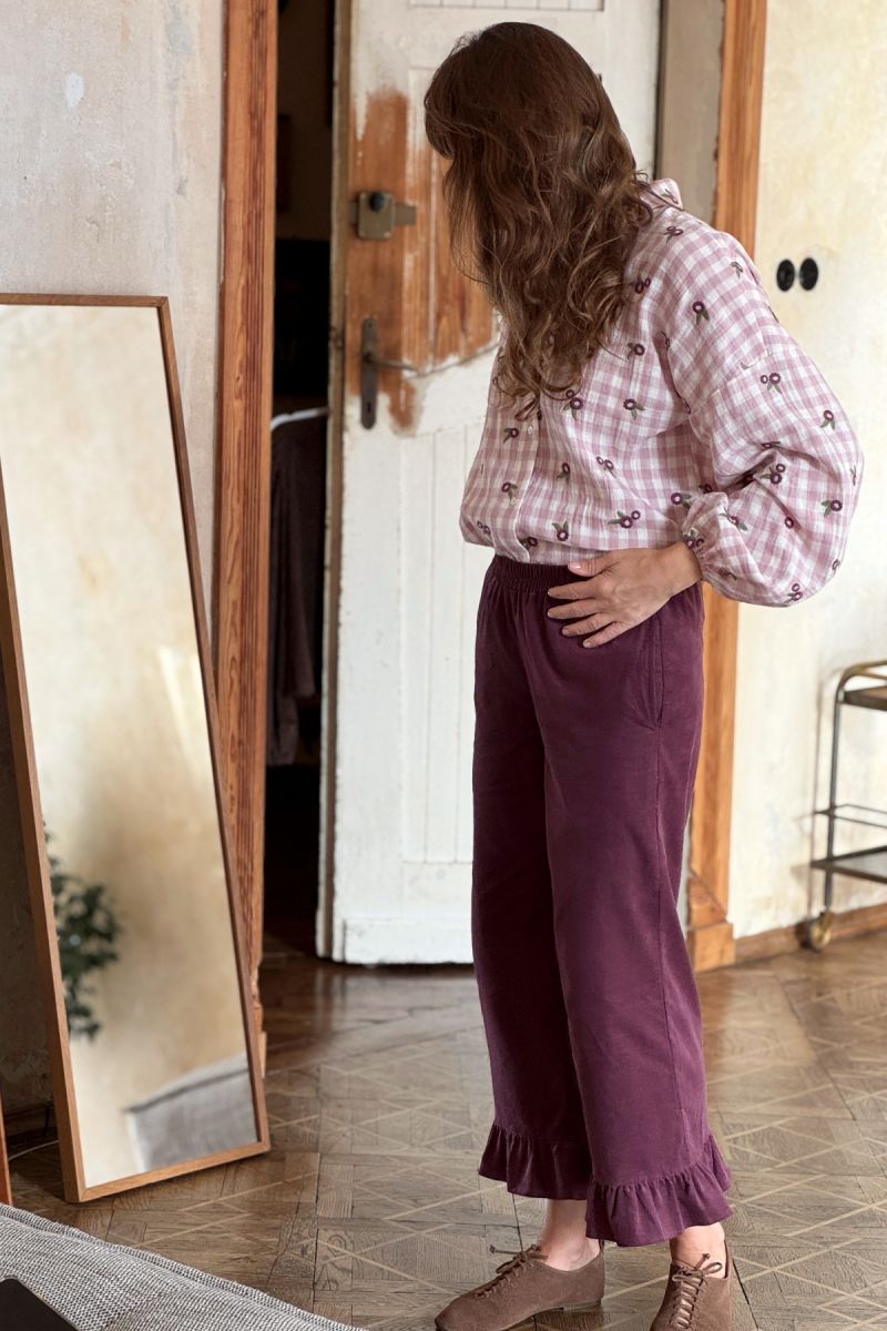 Spodnie z falbankami